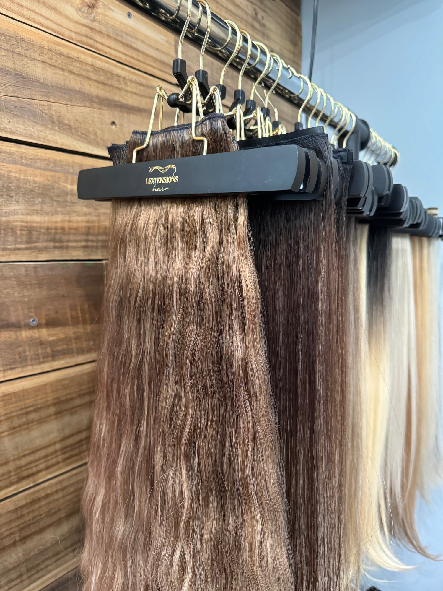 Weft (Cortina)
