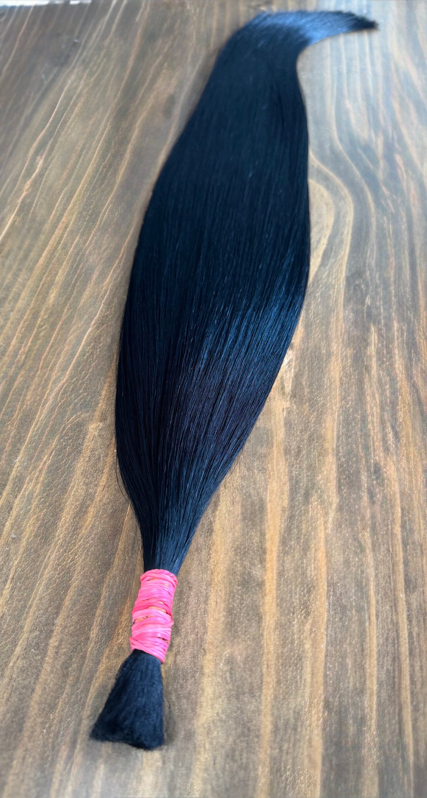 Moño Negro Delhi 50 gr 20”